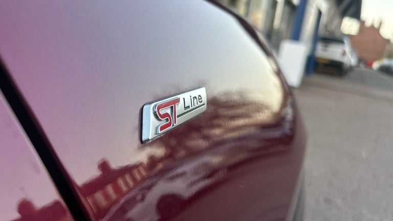 2023 Ford Puma 1.0 EcoBoost Hybrid mHEV Vivid Ruby Edition 5dr HATCHBACK PETROL Manual