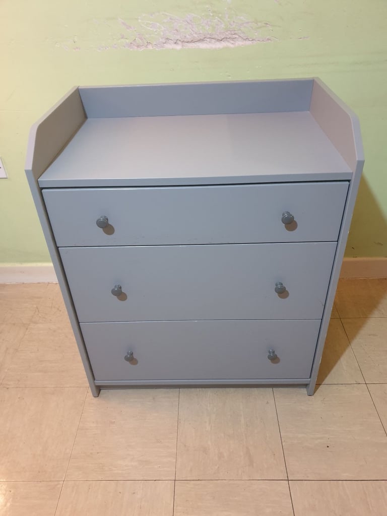 image for Chest of drawers 