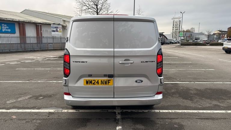 2024 Ford Transit Custom 300 L2 Diesel Fwd 2.0 EcoBlue 136ps H1 Van Limited Van Diesel Manual