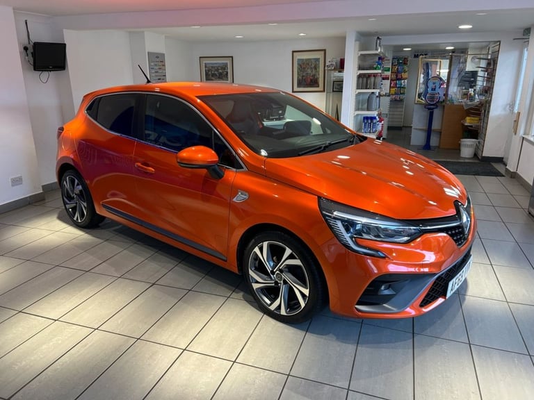 image for 2019 Renault Clio 1.0 TCe 100 RS Line 5dr HATCHBACK PETROL Manual