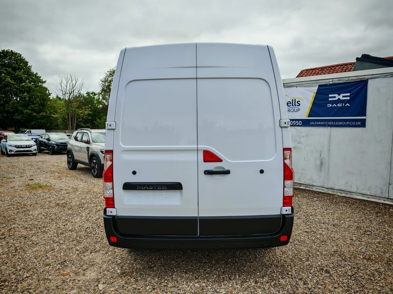 2021 Renault Master MM35dCi 135 Business+ Medium Roof Van Medium Roof Van Diesel Manual