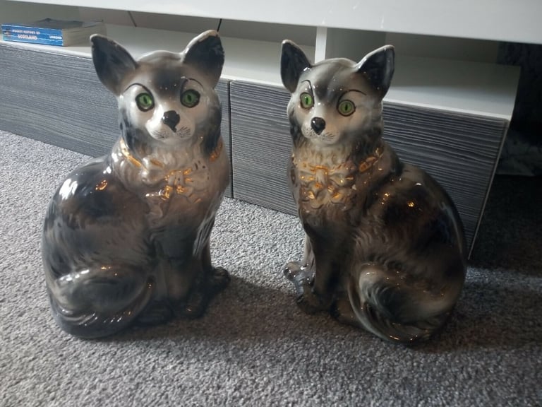 image for Pair of Antique Bo'ness Scottish Pottery Fireplace Cats with Glass Eyes