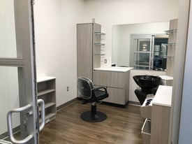 Brand New Stunning beauty rooms avilable to rent in Hendon