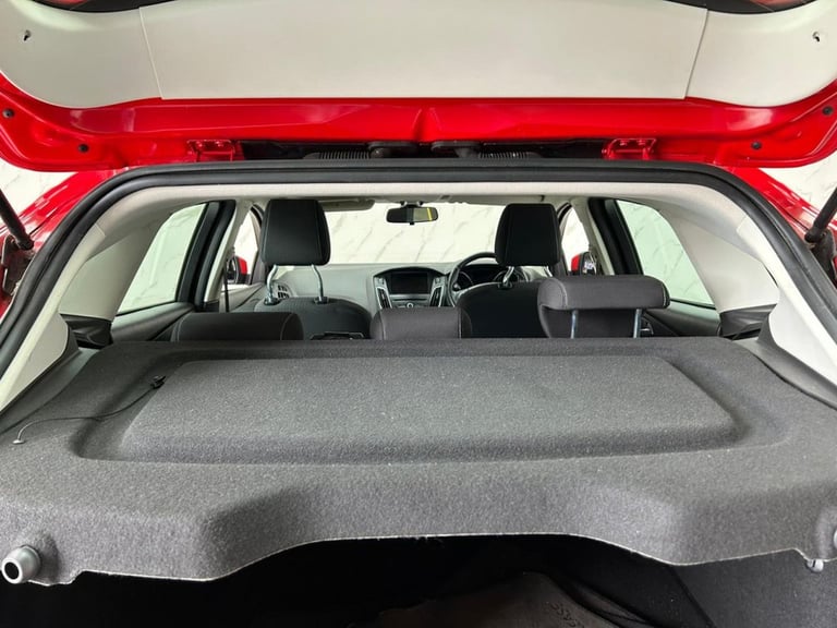 2015 Ford Focus 1 OWNER Hatchback Diesel Manual