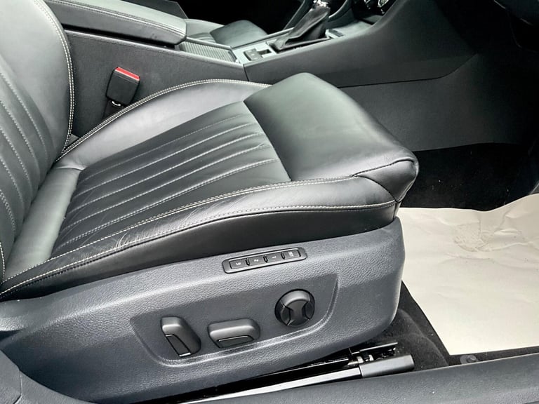 2022 Skoda Superb 1.4 TSI iV 13kWh SE Technology DSG Euro 6 (s/s) 5dr ESTATE Petrol/Electric Hybr...