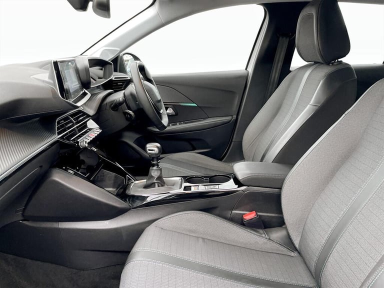 2023 Peugeot 208 1.2 PureTech Allure Premium + Euro 6 (s/s) 5dr HATCHBACK Petrol Manual