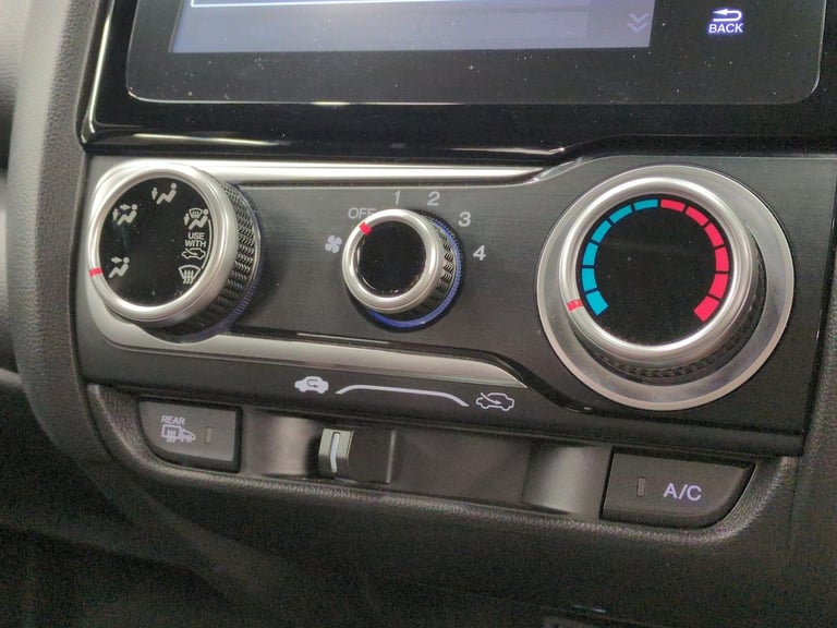 2019 Honda Jazz 1.3 i-VTEC SE Hatchback 5dr Petrol CVT Euro 6 (s/s) (102 ps) - CRUISE - SPE Hatch...