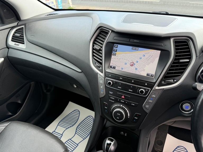 2017 Hyundai Santa Fe 2.2 CRDi Blue Drive Premium SE Auto 4WD Euro 6 (s/s) 5dr (7 Seat) ESTATE Di...