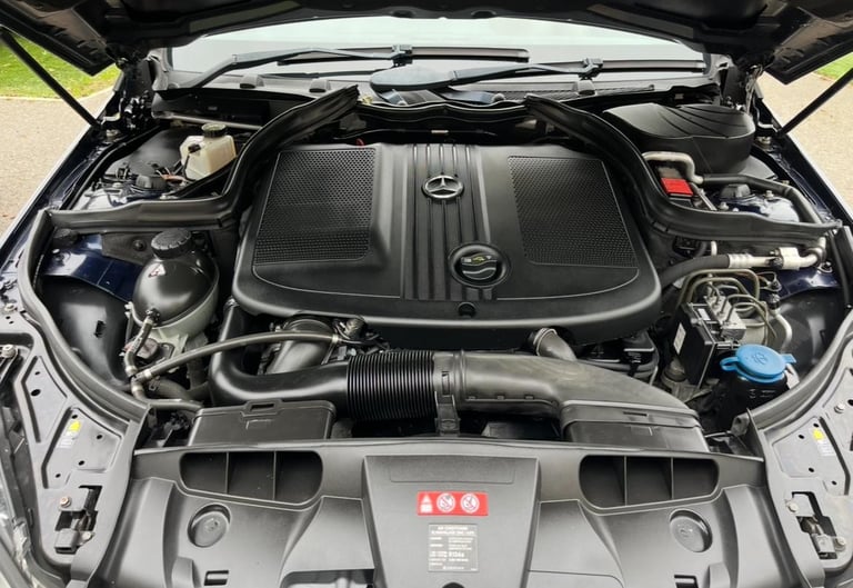 2012 MERCEDES-BENZ E250 CDi SPORT AUTO CONVERTIBLE LONG MOT JUST SERVICED LOVELY