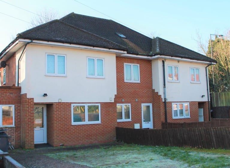 Beautiful Single Room Ensuite with FREE living space