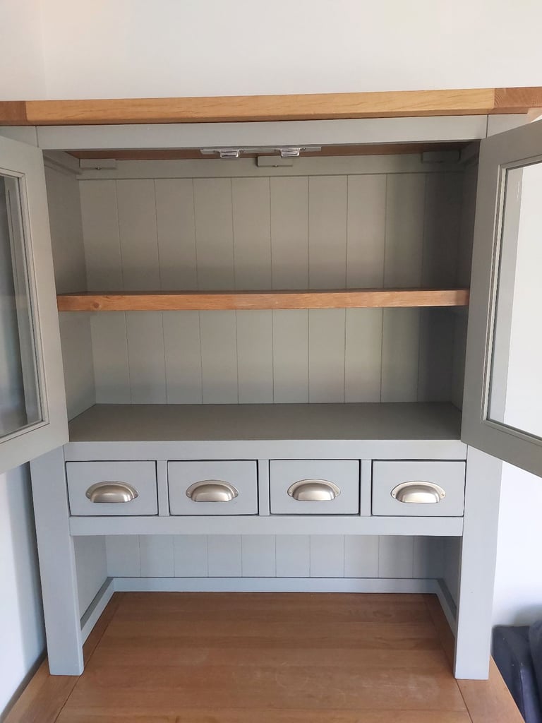 Solid wood dressers