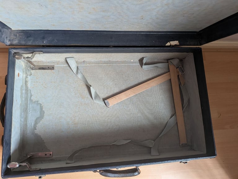 Antique WW1 Military Travelling Trunk Orderlee Suitcase Navy