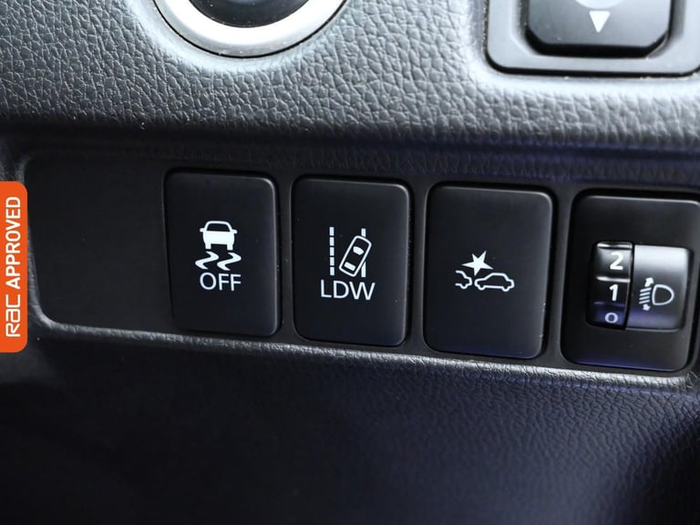 2020 Mitsubishi L200 2.2 DI-D DC Barbarian X Pickup Double Cab 4dr Diesel Auto 4WD Euro 6 (s/s)  ...