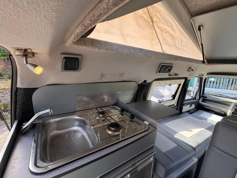 WildAx Cutie 4, petrol 1.3, 2015, 4 berth, DFSK Loadhopper micro camper, pop-top