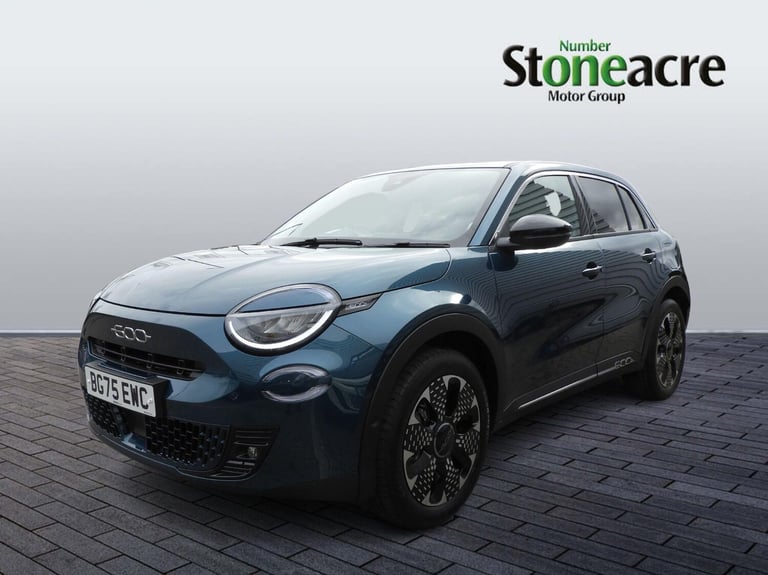  Fiat 600 600 La Prima 1.2 100hp Hybrid Edct-6 Petrol/Electric Hybrid Automatic
