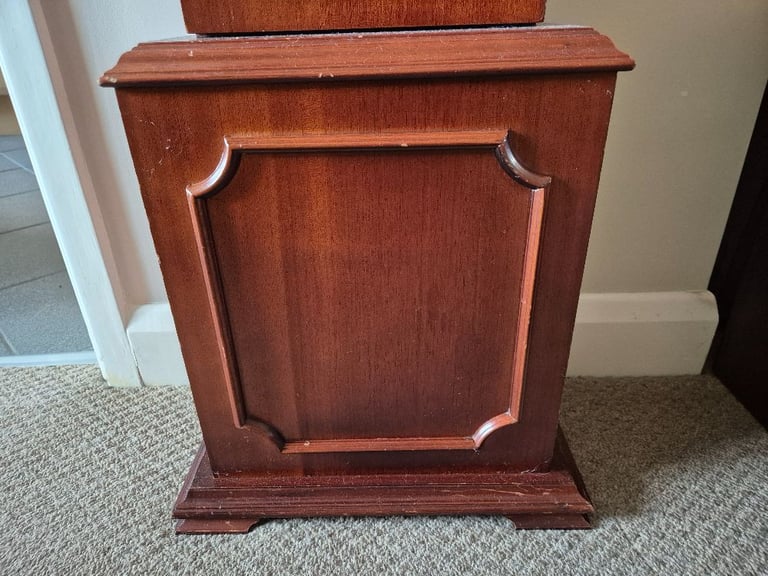 Tempus Fugit 31 Day Grandmother Laurain Clock, 142cm tall, lovely decorative piece