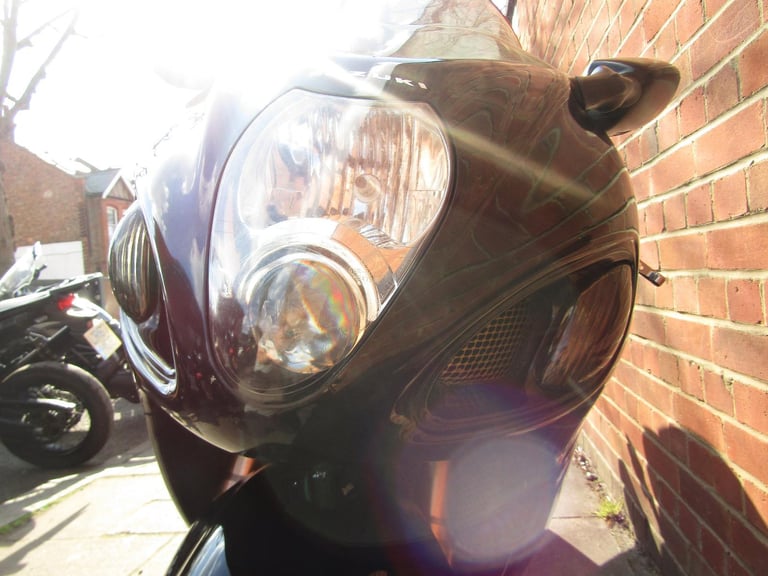 SUZUKI GSX1300 HAYABUSA * VERY LOW MILES 11000 *2 FORMER KEEPERS* WOW *