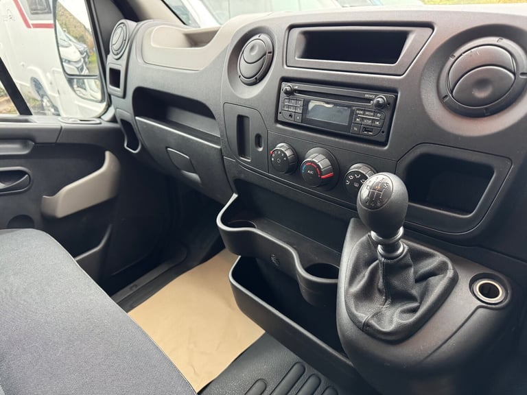 2016 Renault Master 2016 RENAULT MASTER 2.3 DCI SL28 BUSINESS SWB WINDOW VAN PANEL VAN Diesel Manual