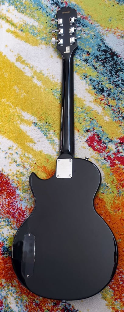 Epiphone (By Gibson) Les Paul Junior Electric Guitar, bag & strap