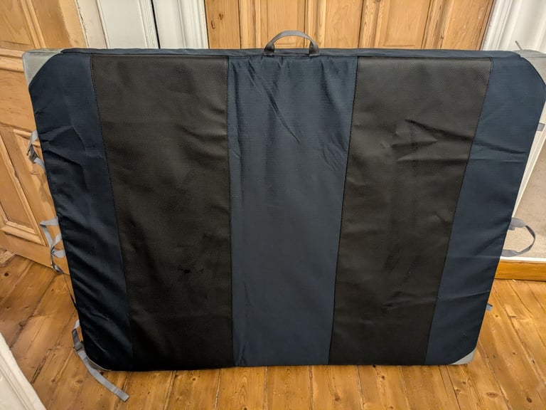 Moon Warrior Bouldering Crash pad