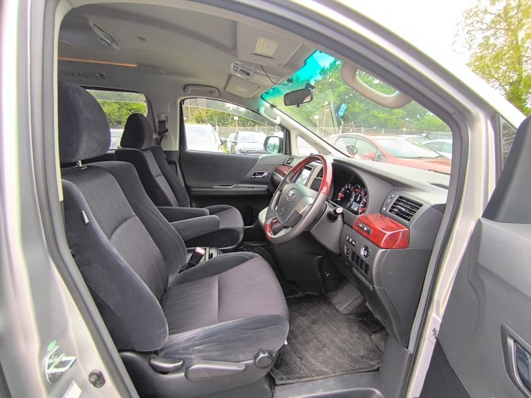2011 Toyota Vellfire 2.4 Petrol Automatic 7 Seats ULEZ Free MPV Petrol Automatic