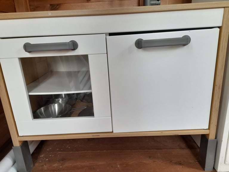 image for Children's cooker/sink unit