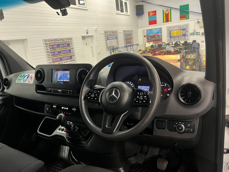 2019 Mercedes-Benz Sprinter 314 2.2CDI 143PS L2H2 MWB HIGH TOP VAN (EURO 6) PANEL VAN Diesel Manual