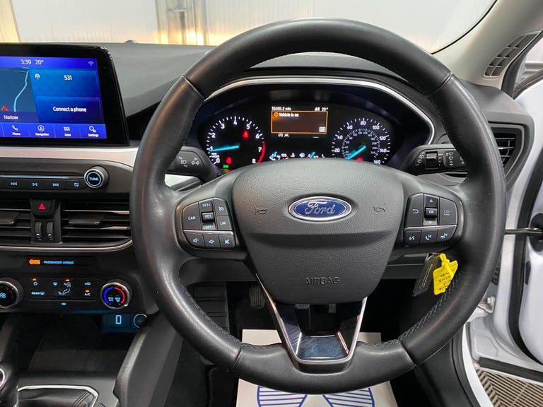 2019 Ford Focus 1.0T EcoBoost Zetec Euro 6 (s/s) 5dr HATCHBACK Petrol Manual