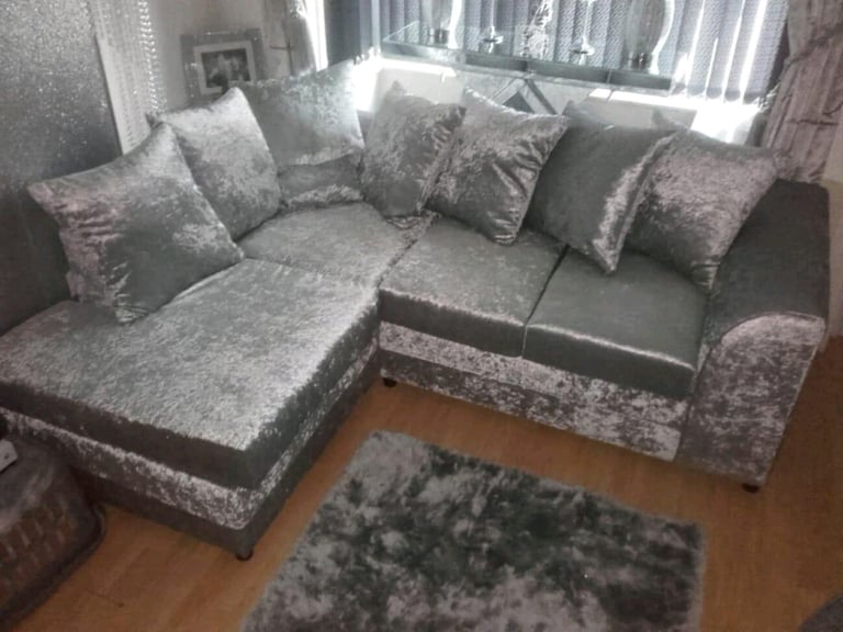 HIGH QUALITY CORNER SOFA 3 AND 2 SEATER FOR SALE in Chesterfield