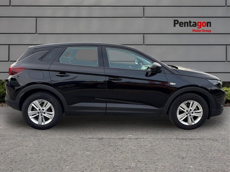  Vauxhall Grandland 1.2 Turbo Design Suv 5dr Petrol Manual Euro 6 s/s 130 Ps