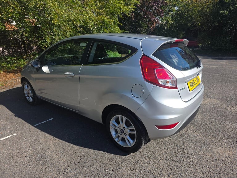 2016 Ford Fiesta 1.0T EcoBoost Zetec Euro 6 (s/s) 3dr HATCHBACK Petrol Manual