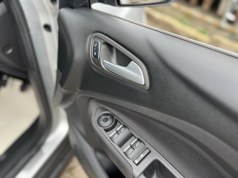 2016 Ford C-Max 1.5 TDCi Titanium Euro 6 (s/s) 5dr MPV Diesel Manual