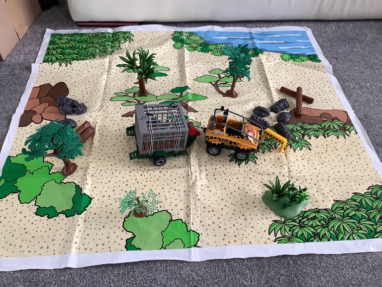 Playmobil Set 4175 Adventure Amphibian Vehicle & Deinonychus - plus extras!