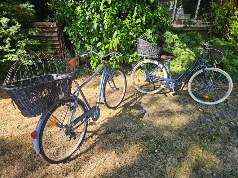 image for Btwin Elops Dutch style Bikes – men and ladies