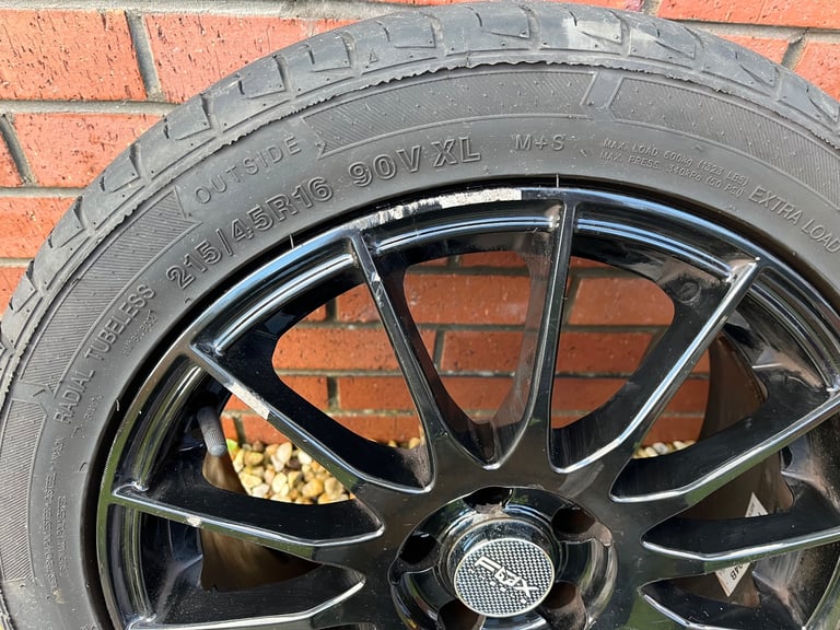 Fox Alloy Wheels - 16 - Black