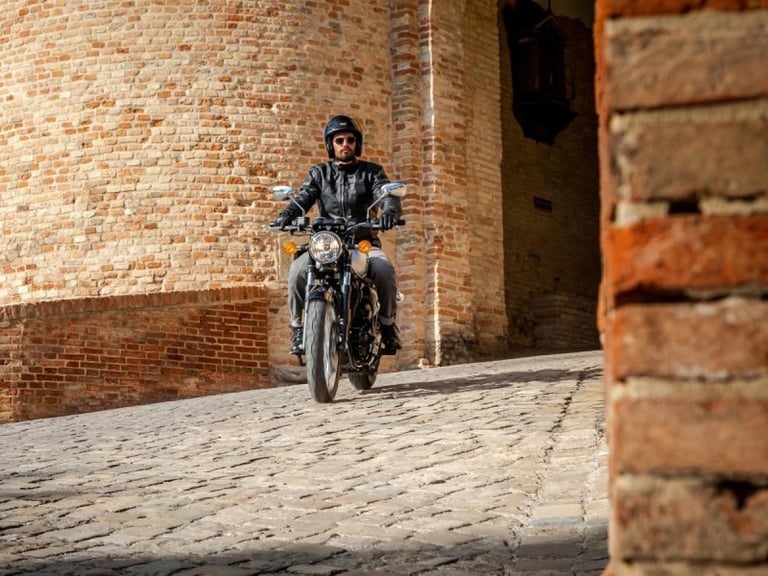 Benelli IMPERIALE 400cc  Modern Classic Vintage style Bike Motorcycle For Sal...