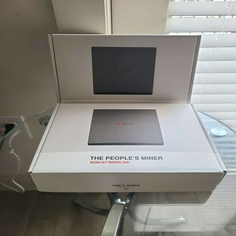image for Bobcat 300 miner helium hnt - asic antminer avalon