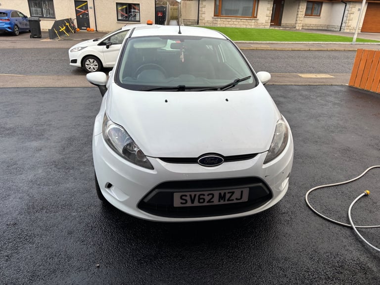 Ford, FIESTA, Hatchback, 2012, Manual, 1242 (cc), 3 doors