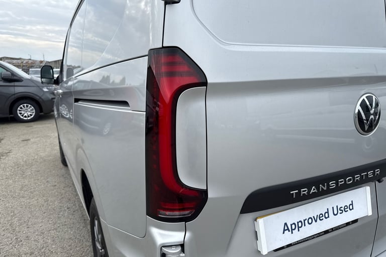 2025 Volkswagen Transporter 2.0 TDI 150 Commerce Pro Van Auto PANEL VAN DIESEL Automatic