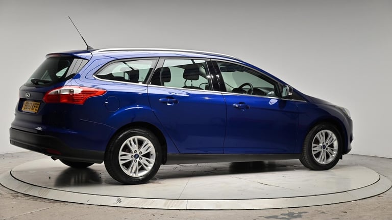 2013 Ford Focus 1.6 Titanium Navigator Powershift Euro 5 5dr ESTATE Petrol Automatic