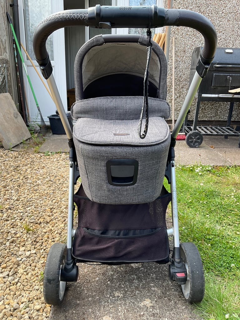 Mamas & Papas Flip XT2 pushchair