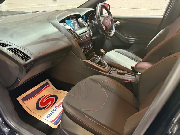 2017 Ford Focus 1.0T EcoBoost ST-Line Euro 6 (s/s) 5dr ESTATE Petrol Manual