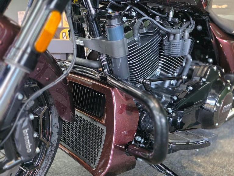 2025 HARLEY-DAVIDSON STREET GLIDE CVO FLHXSE 1982cc 121 650 MILE'S BAGGER