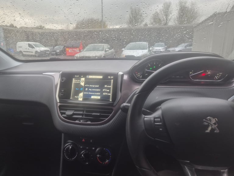 Peugeot, 2008, Hatchback, 2014, Manual, 1560 (cc), 5 doors