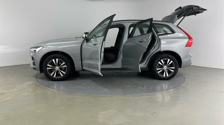 2023 Volvo XC60 Core, B5 AWD Mild hybrid, Petrol Estate Petrol Automatic