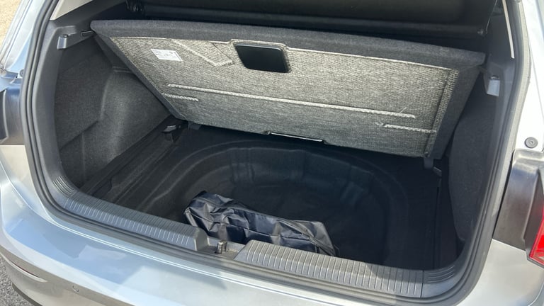 2022 Volkswagen Golf 1.0 TSI Life 5dr Petrol Hatchback Hatchback Petrol Manual