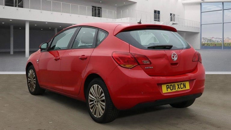 2011 Vauxhall Astra 1.4 16v Excite Euro 5 5dr HATCHBACK Petrol Manual