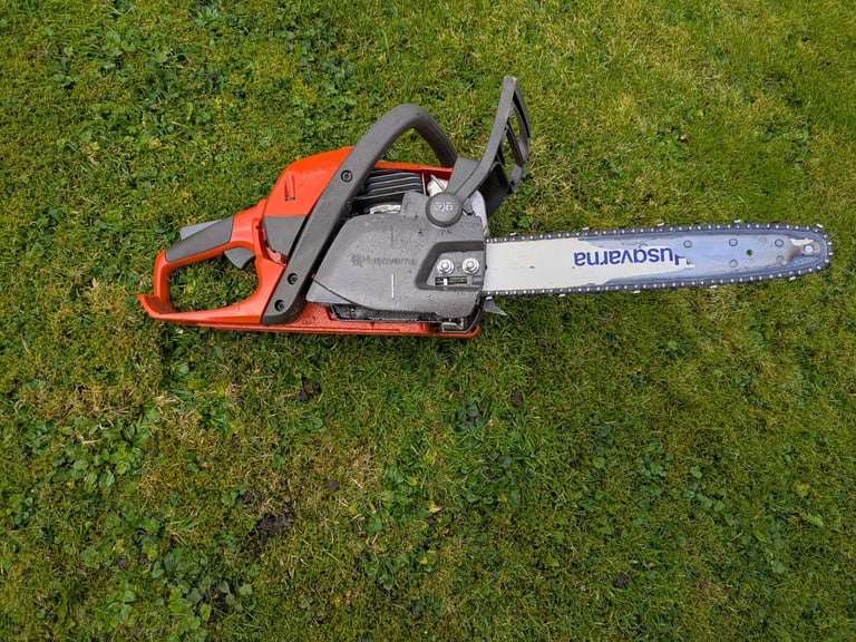 Husqvana chainsaw 
