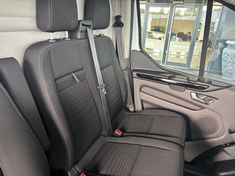2022 Ford Transit Custom 2.0 300 EcoBlue Limited Auto L1 H1 Euro 6 (s/s) 5dr PANEL VAN Diesel Aut...