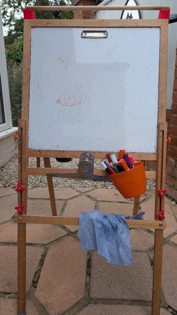 image for Childs easel